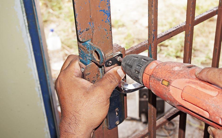 Châteaurenard changer serrure porte de garage